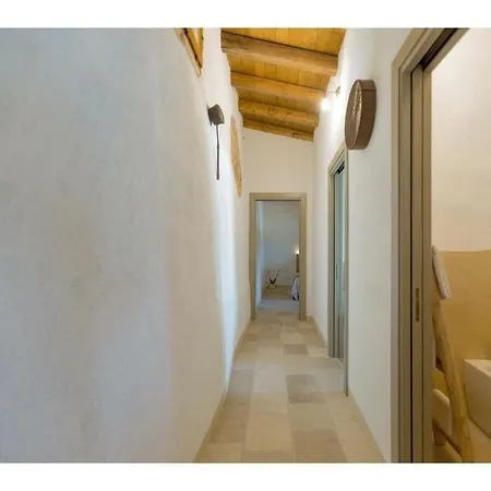 Vila Beautiful Vanda Specchia